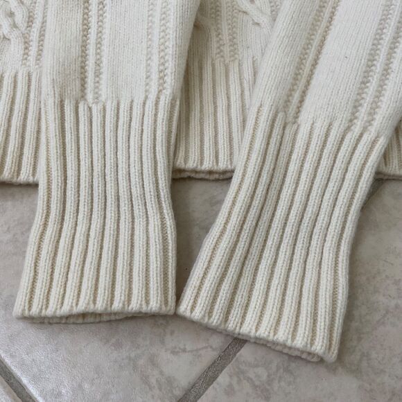 VTG. Pendleton 100% Lambs wool sweater women’s size L crop cable knit turtleneck - Picture 12 of 12